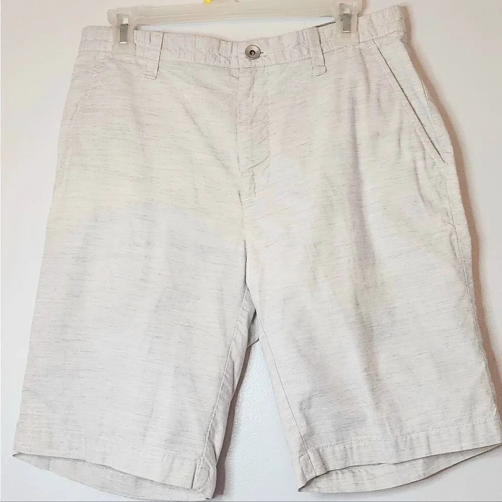 Calvin Kleinβmen'sβshortsβsizeβ32βheatheredβecru